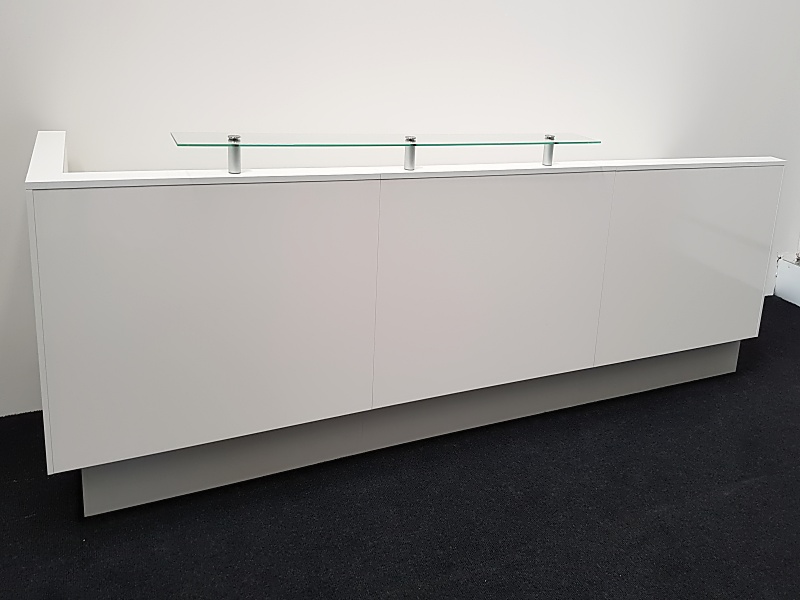 White high gloss 2024 reception desk